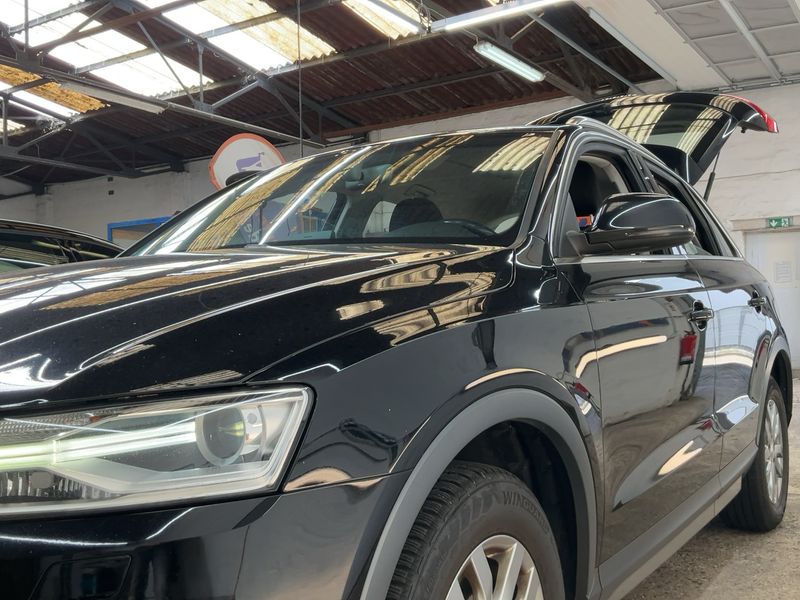 Audi Q3 1.4 TFSI ACT Design — zdjęcie 2