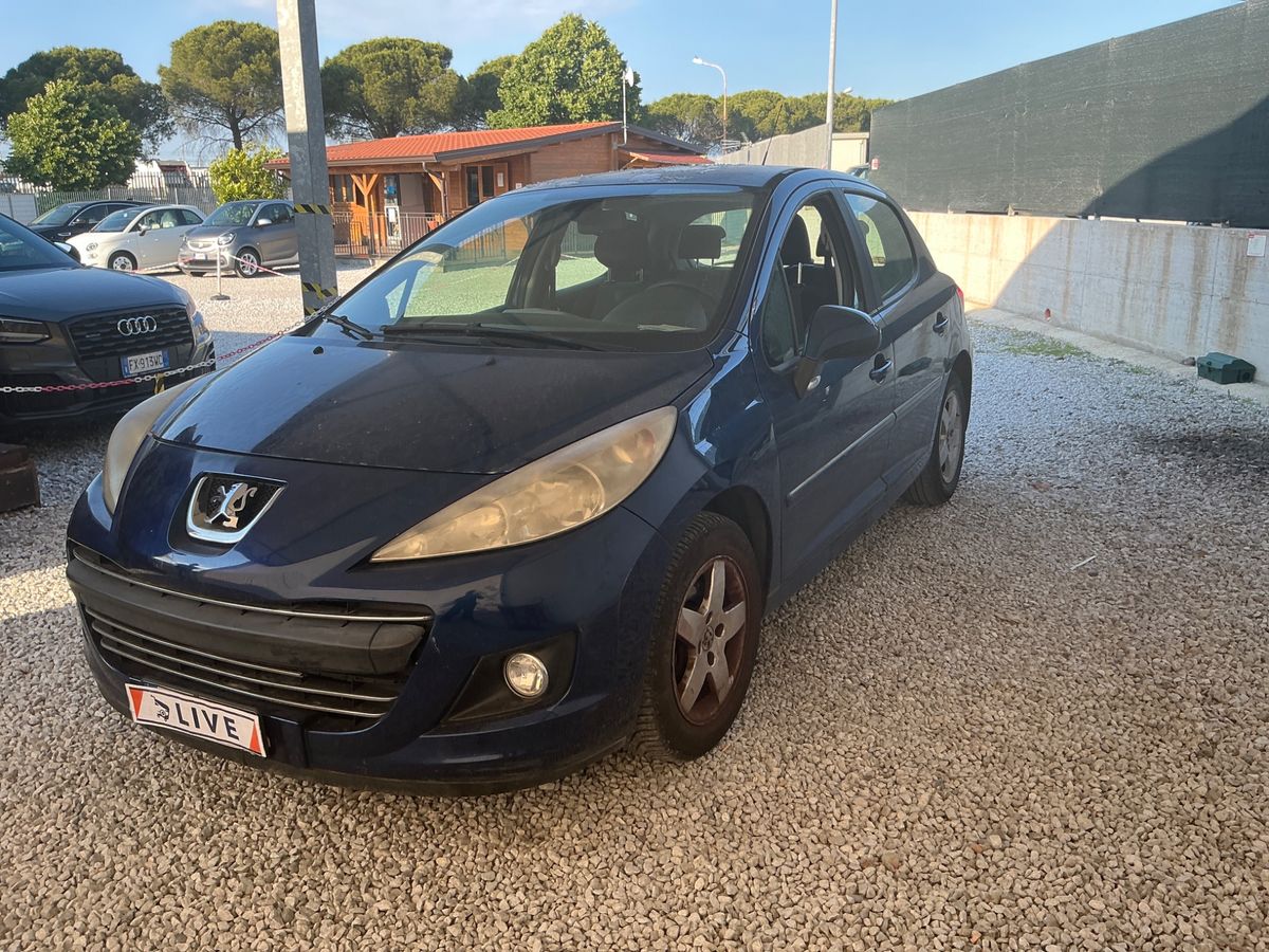Peugeot 207 2010