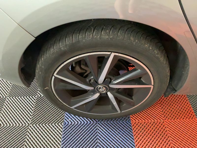Toyota Auris 1.8 Hybrid Style 2017 – снимка 9