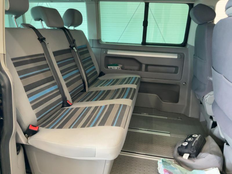 Volkswagen T5 California 2.0 TDI Beach Aufstelldach 4Motion 2011 – снимка 20