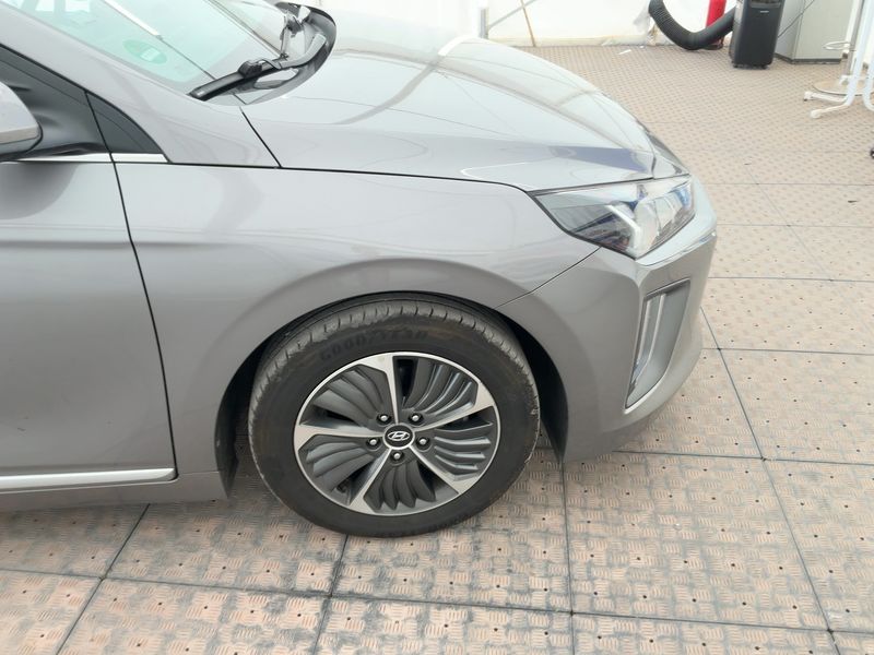Hyundai IONIQ 1.6 Hybrid Style — zdjęcie 8