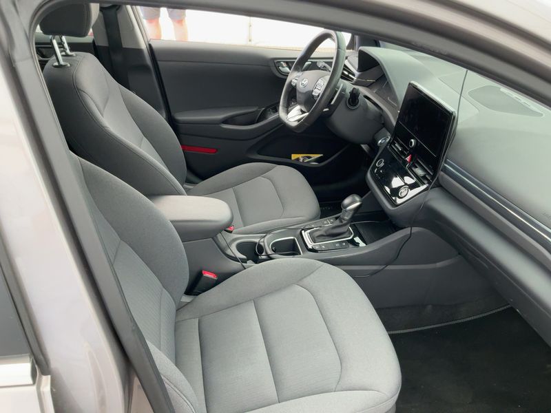 Hyundai IONIQ 1.6 Hybrid Style — zdjęcie 11