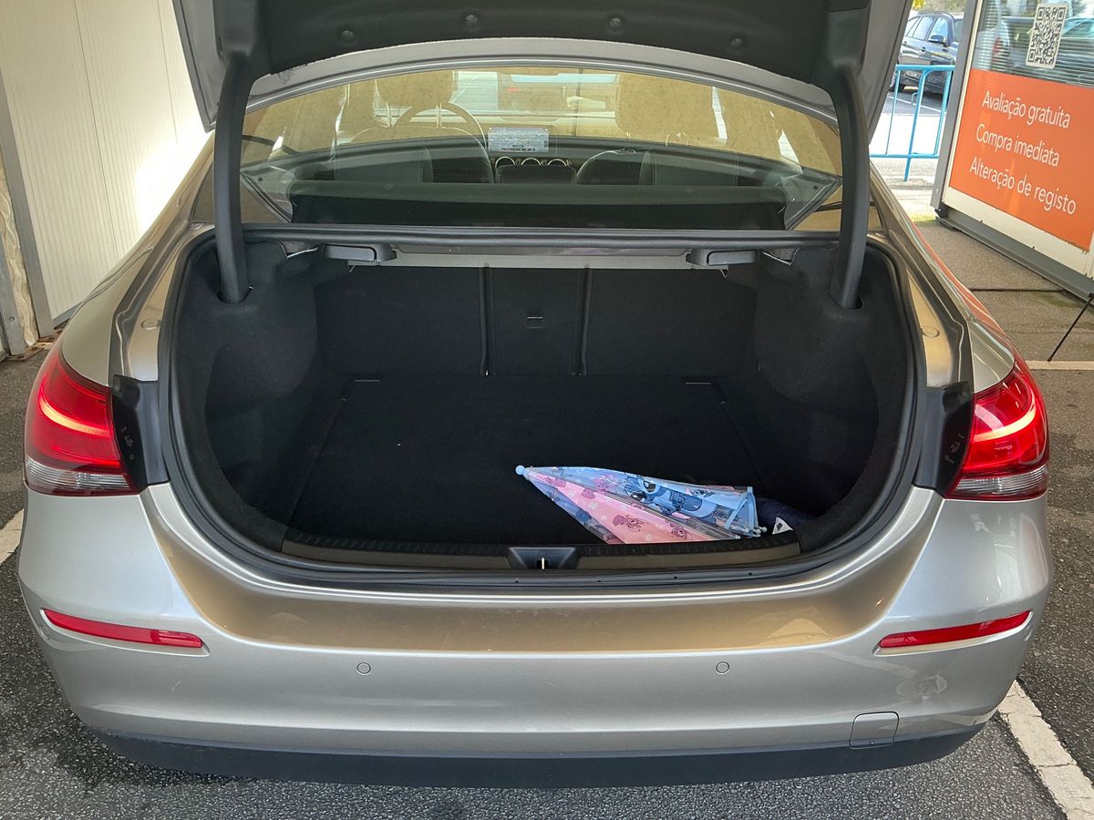 Mercedes-Benz A-Klasse 2019 — photo 16