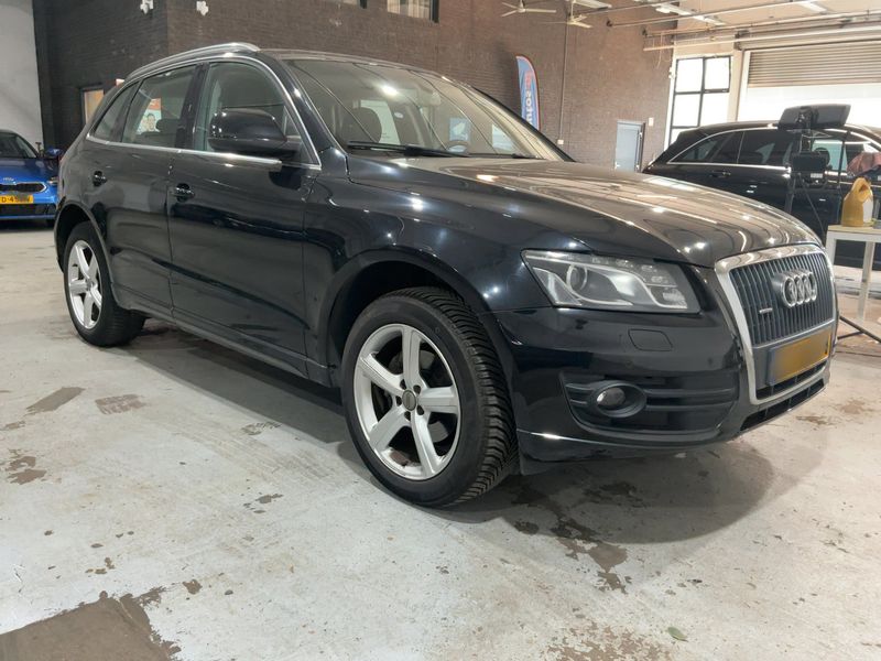 Audi Q5 2.0 TDI quattro 2010 – снимка 12