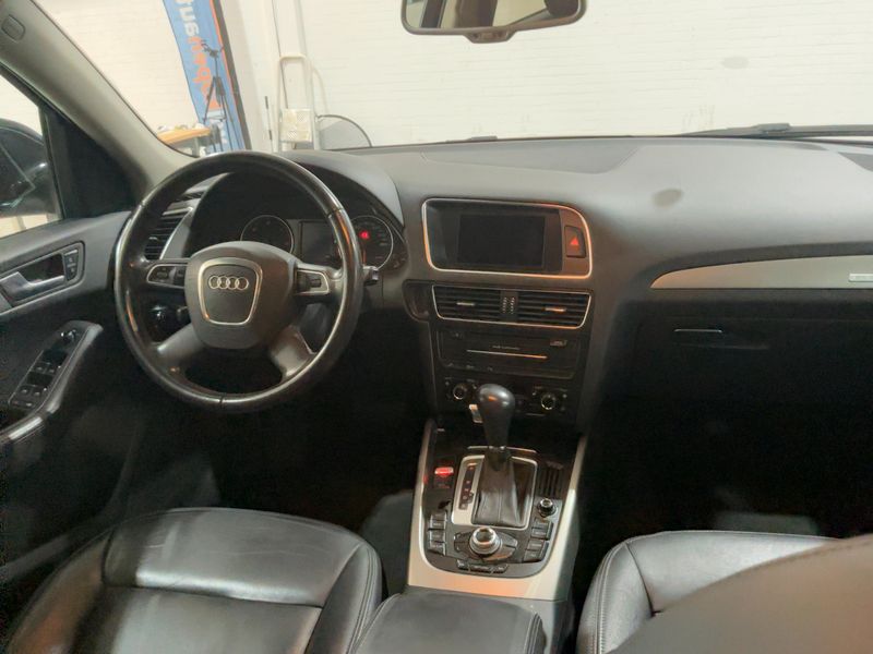 Audi Q5 2.0 TDI quattro 2010 – снимка 17
