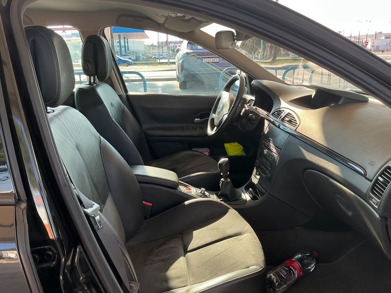Renault Laguna 1.9 dCi Privilege Plus — zdjęcie 3