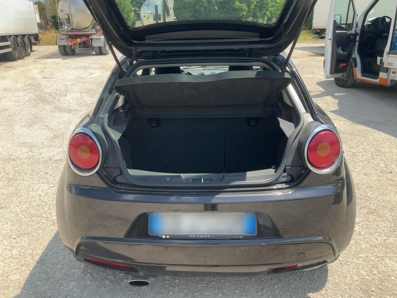 Alfa Romeo MiTo 1.6 JTD Distinctive — zdjęcie 10