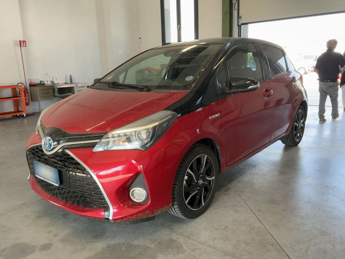 Toyota Yaris 2016