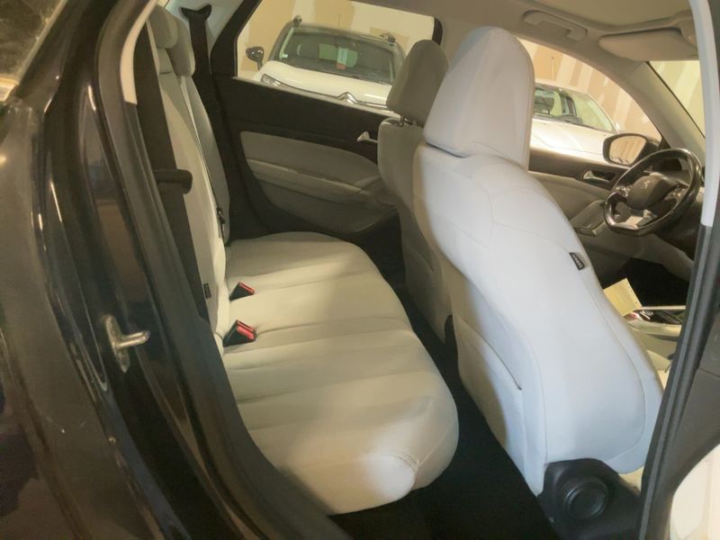 Peugeot 308 2.0 Blue-HDi Allure 2014 – снимка 19
