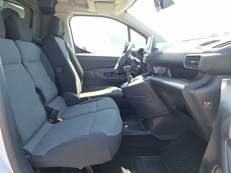 Toyota ProAce City 1.5 D-4D L1 Comfort — zdjęcie 10