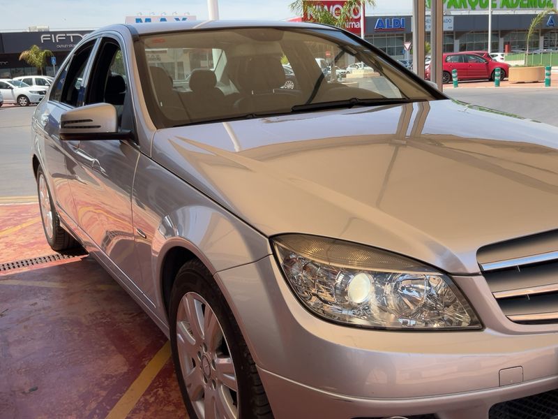 Mercedes-Benz C-Klasse C 220 CDI Avantgarde 2009 – снимка 12