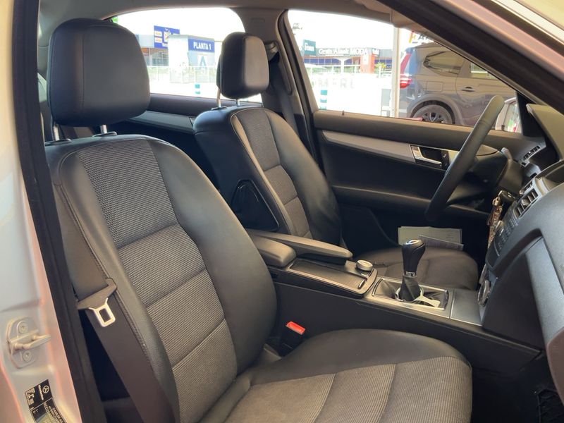 Mercedes-Benz C-Klasse C 220 CDI Avantgarde 2009 – снимка 16