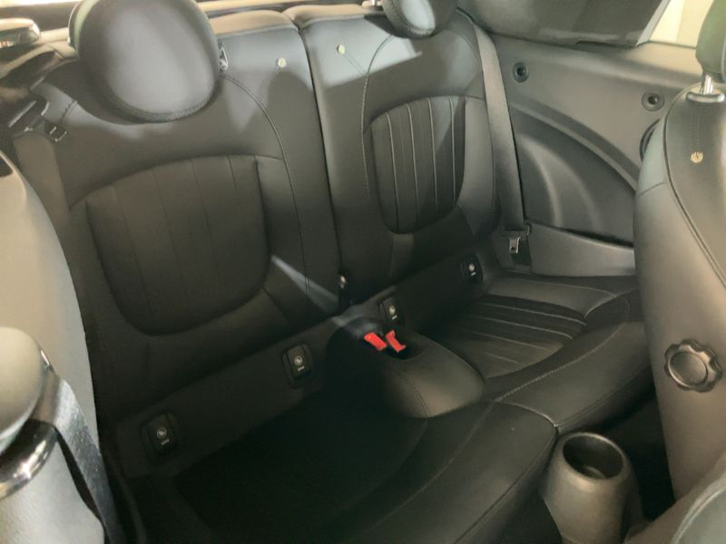 MINI Cabrio Cooper S John Cooper Works Trim — zdjęcie 14