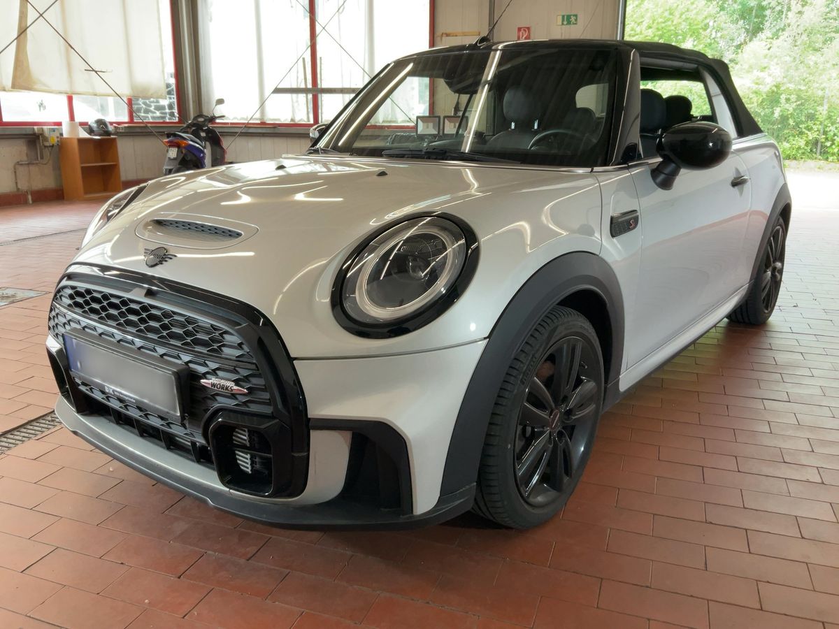 MINI Cabrio 2023