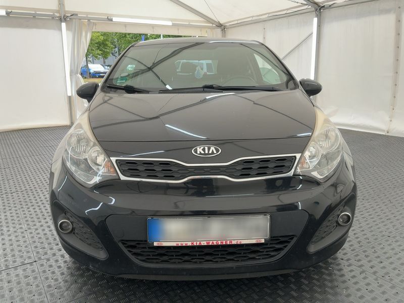 Kia Rio 1.4 FIFA World Cup Edition — zdjęcie 9
