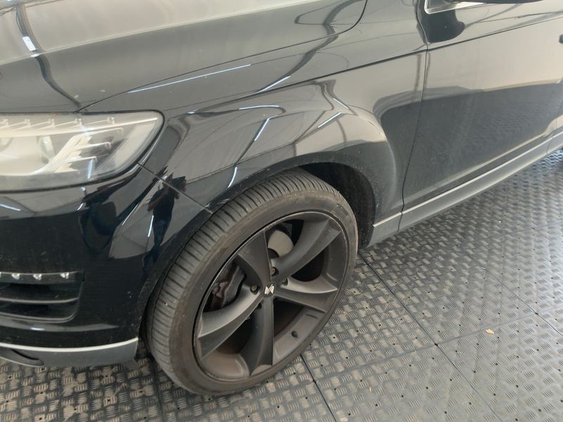 Audi Q7 3.0 V6 TDI quattro — zdjęcie 2