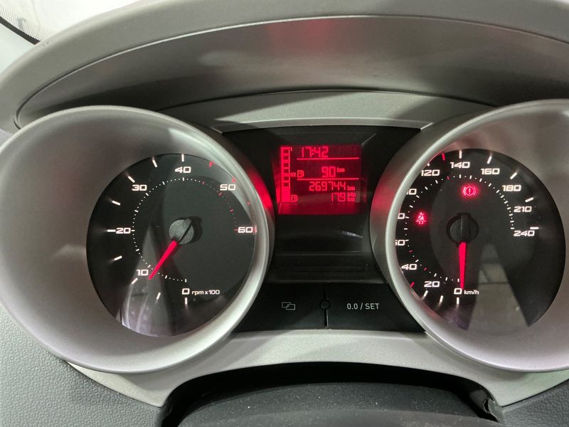 Seat Ibiza 1.6 TDI Good Stuff — zdjęcie 13
