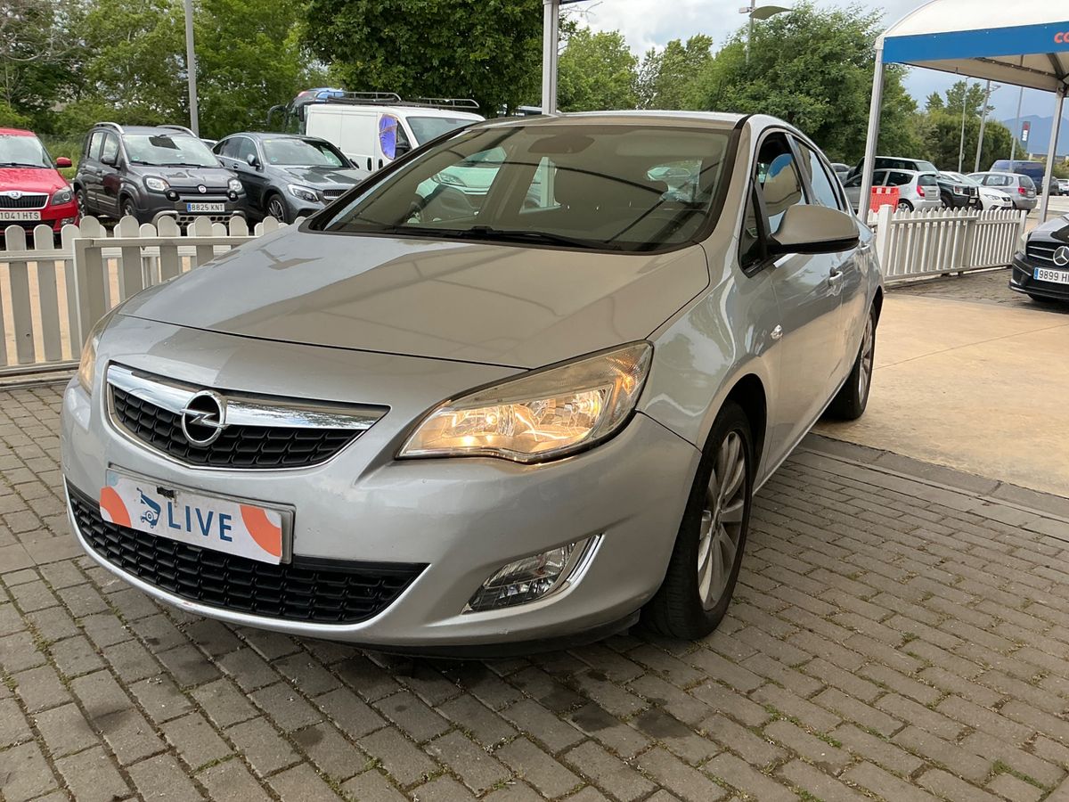 Opel Astra 2010