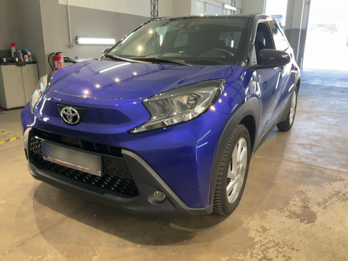 Toyota Aygo 2022 — photo 1