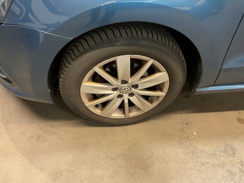 Volkswagen Polo 1.4 TDI Comfortline BlueMotion Tech 2015 – снимка 3