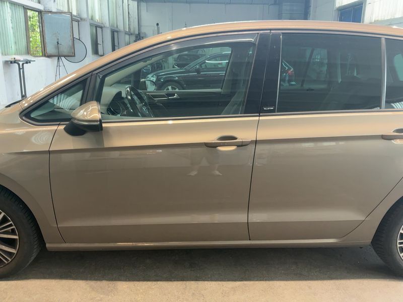 Volkswagen Golf VII Sportsvan 1.2 TSI Allstar BlueMotion Tech — zdjęcie 4