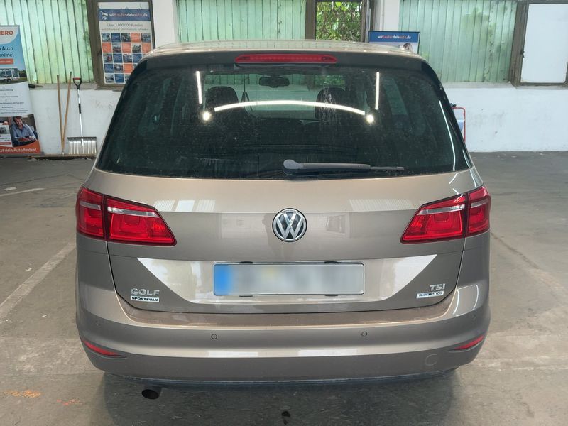 Volkswagen Golf VII Sportsvan 1.2 TSI Allstar BlueMotion Tech — zdjęcie 5