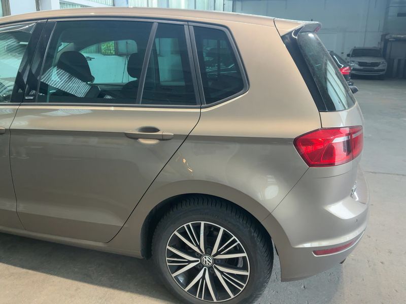Volkswagen Golf VII Sportsvan 1.2 TSI Allstar BlueMotion Tech — zdjęcie 3