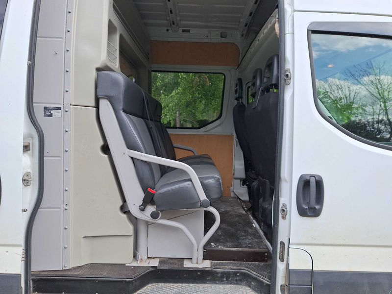 Iveco Daily 3.0 Diesel HKa 35 S V Radstand 3520 L — zdjęcie 12