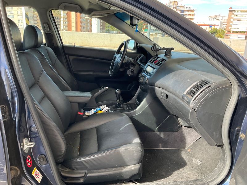Honda Accord 2.2 CTDI I-CTDi Executive — zdjęcie 3