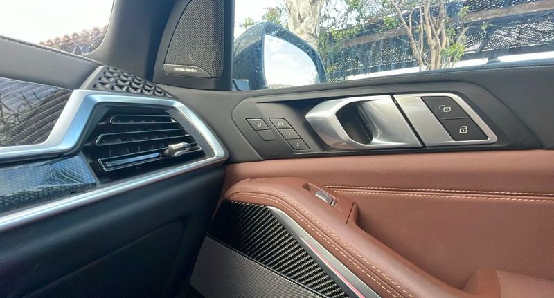 BMW X7 xDrive 40d Mild-Hybrid M Sport — zdjęcie 25