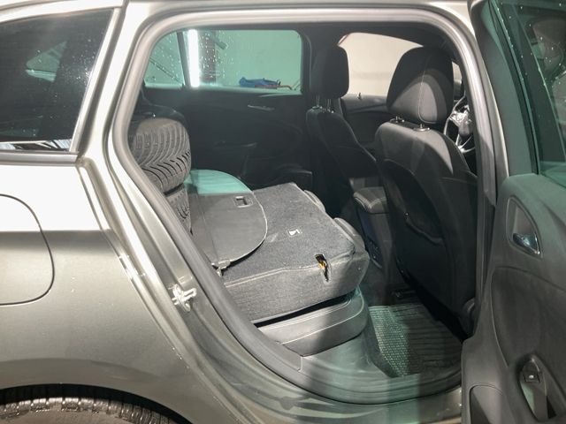 Opel Astra 1.4 SIDI Turbo Dynamic Start&Stop — zdjęcie 14
