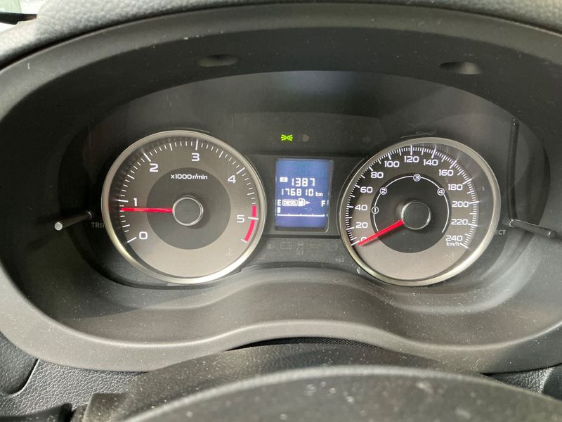 Subaru Forester 2.0 Diesel Sport — zdjęcie 13