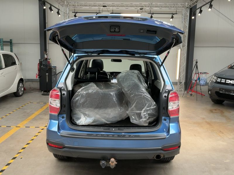Subaru Forester 2.0 Diesel Sport — zdjęcie 10