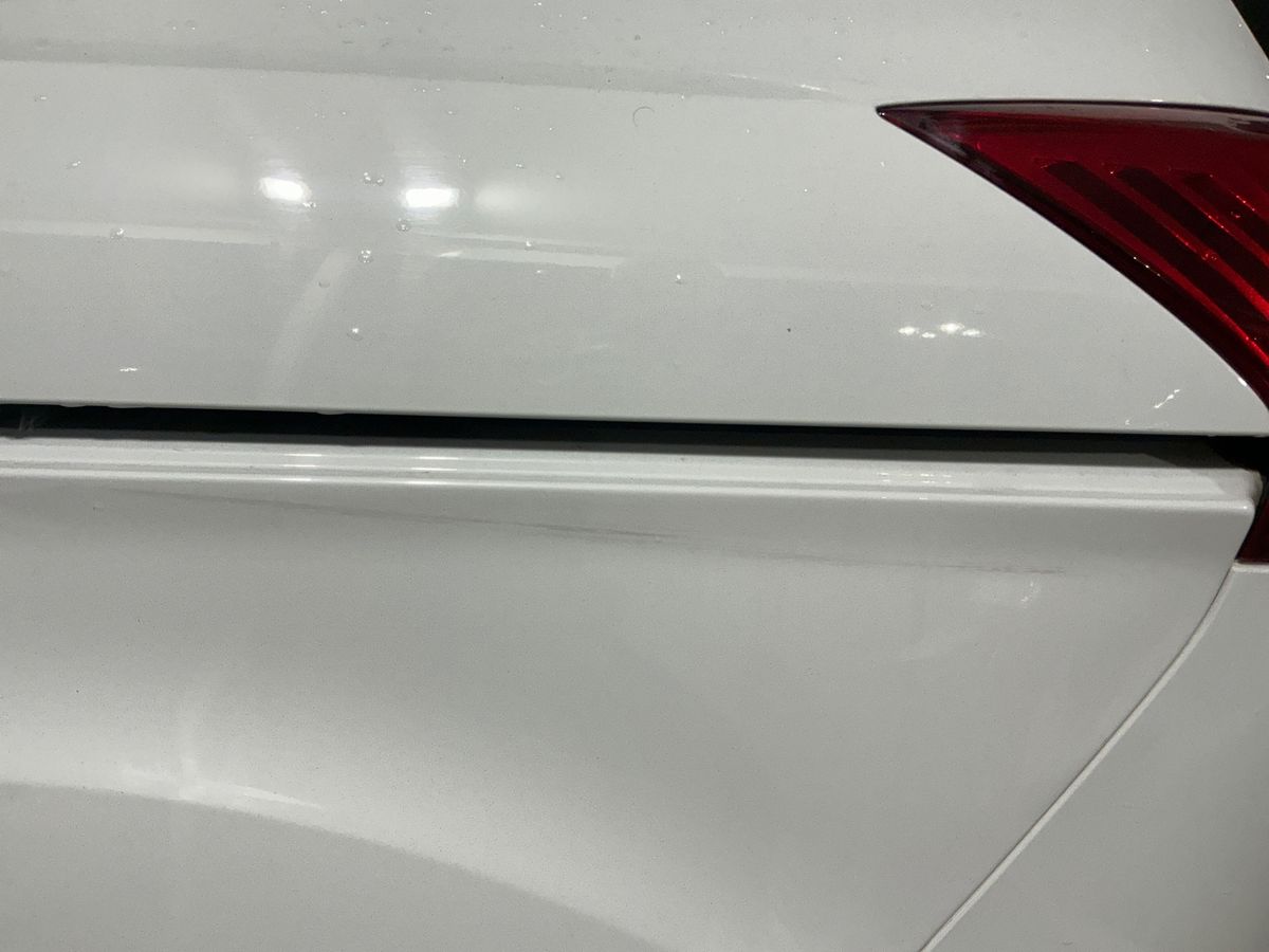 Ford Grand 2015 — photo 33