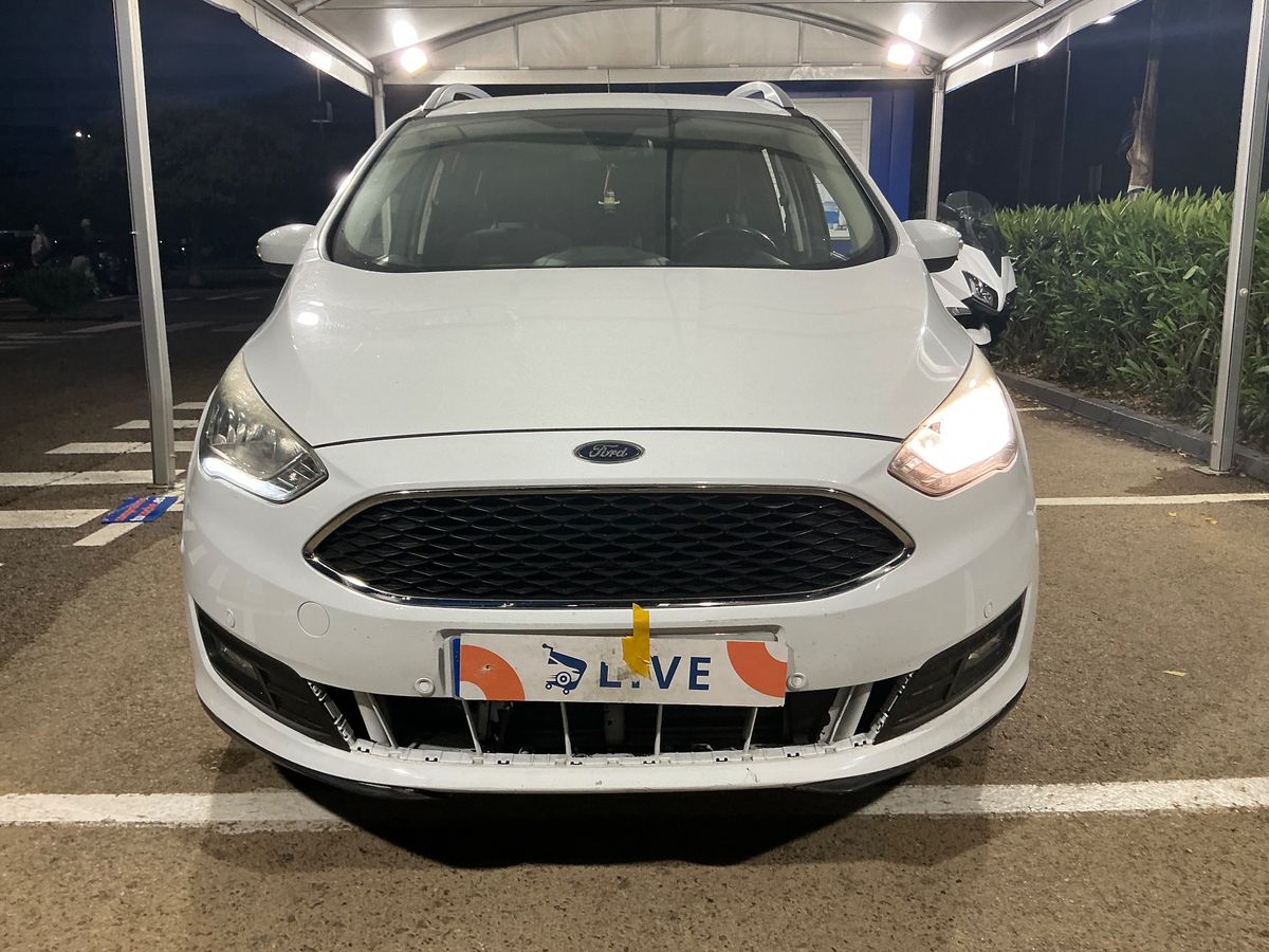 Ford Grand 2015 — photo 15