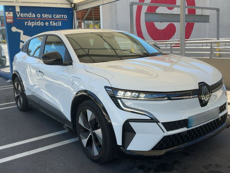 Renault Megane E-Tech EV60 Equilibre — zdjęcie 8