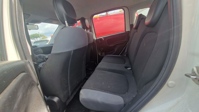 Fiat Panda 0.9 4x4 — zdjęcie 13