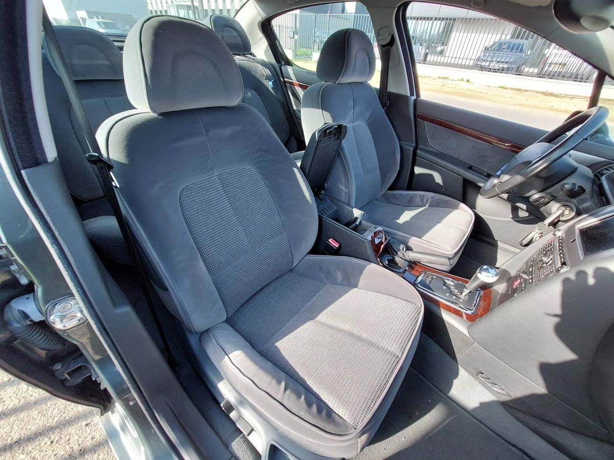 Peugeot 407 2007 — photo 11