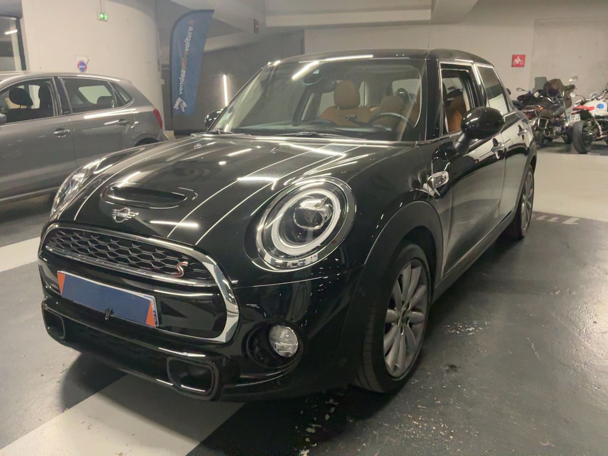 MINI Cooper 2018 — photo 1