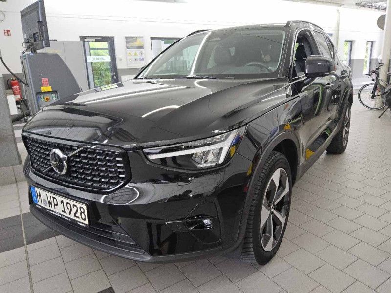 Volvo XC40 2024