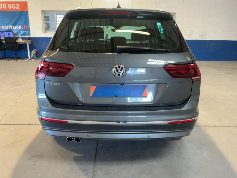 Volkswagen Tiguan 2.0 TDI Carat Exclusive BlueMotion Tech — zdjęcie 5