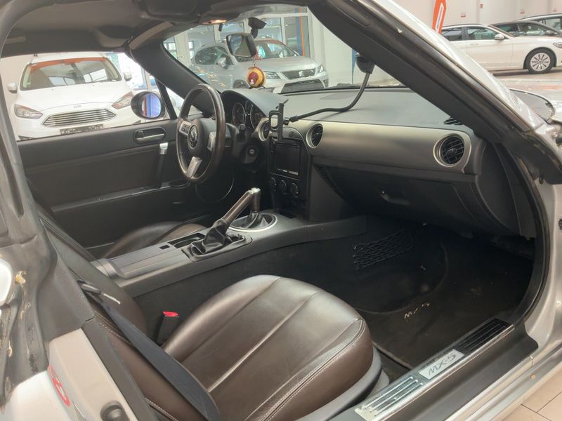 Mazda MX-5 2.0 Niseko Roadster Coupe — zdjęcie 12