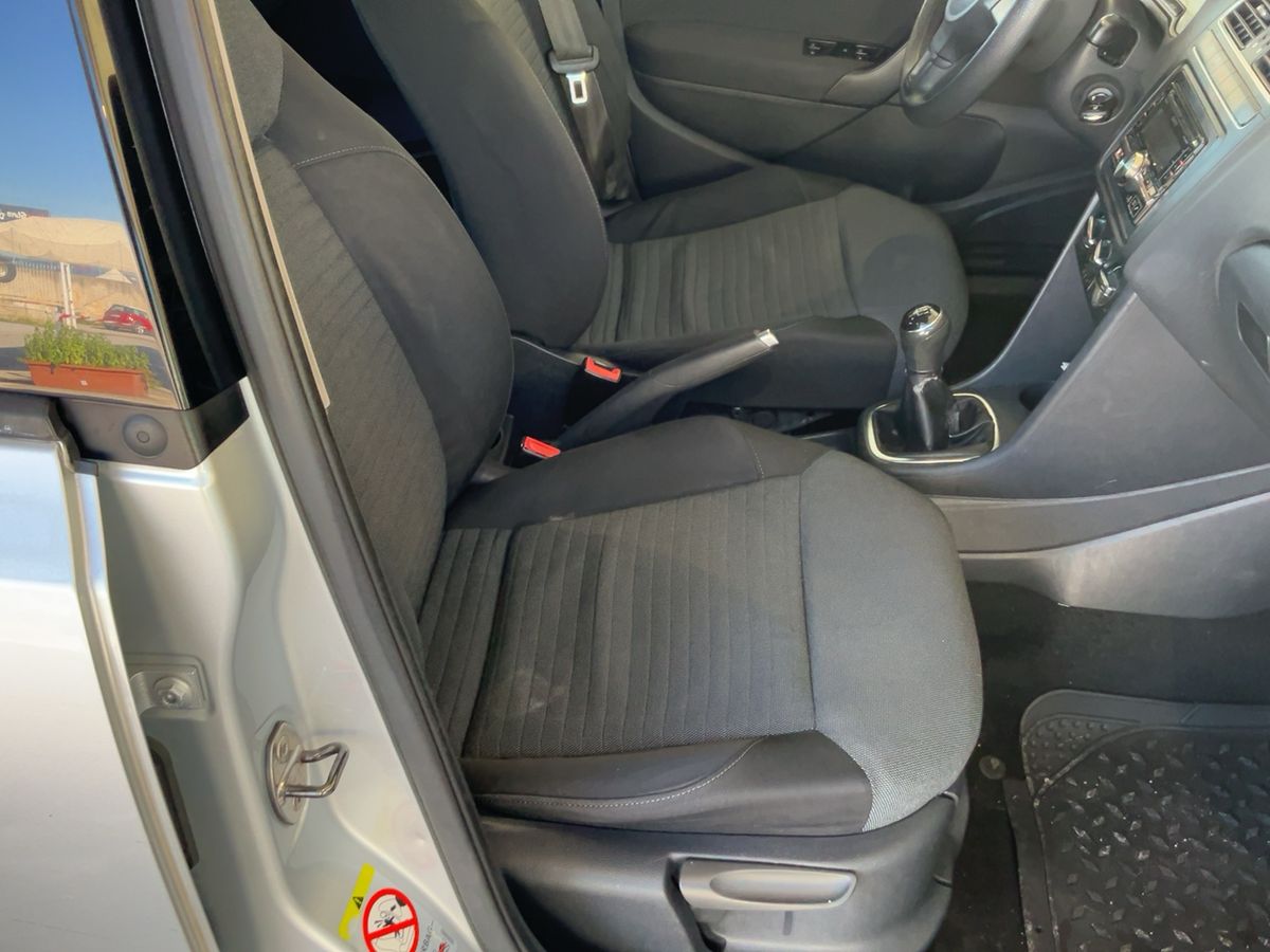 Volkswagen Polo 1.2 TDI Comfortline - Immagine 10
