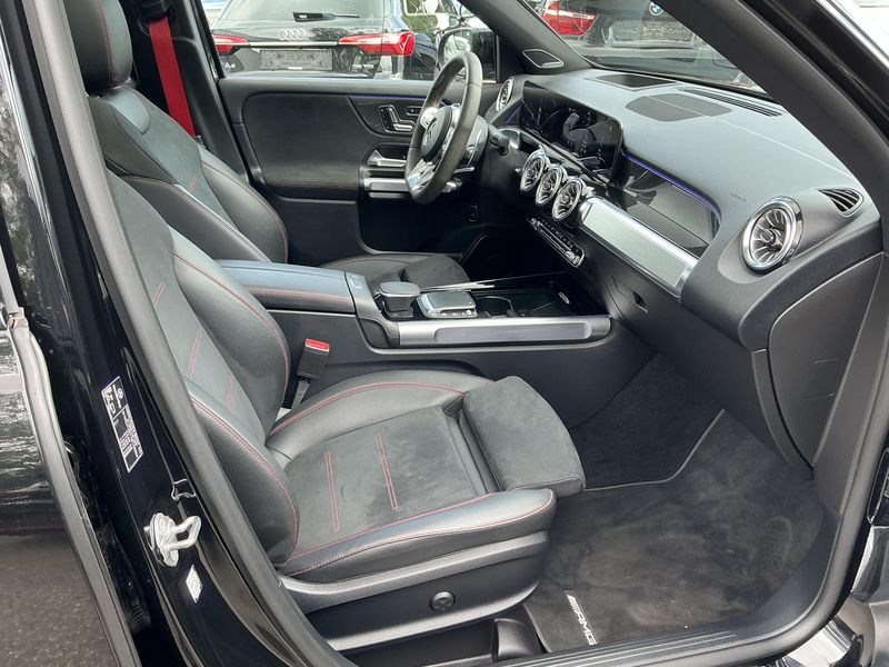 Mercedes-Benz GLB-Klasse GLB 35 AMG 4Matic — zdjęcie 11