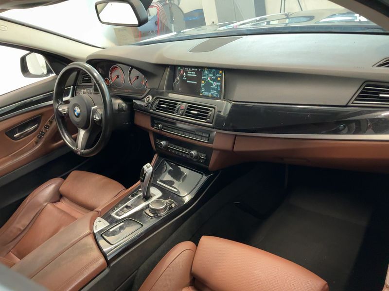 BMW 5er 530d xDrive 2015 – снимка 18