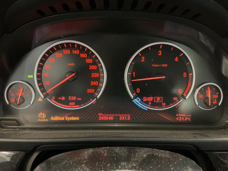 BMW 5er 530d xDrive 2015 – снимка 19