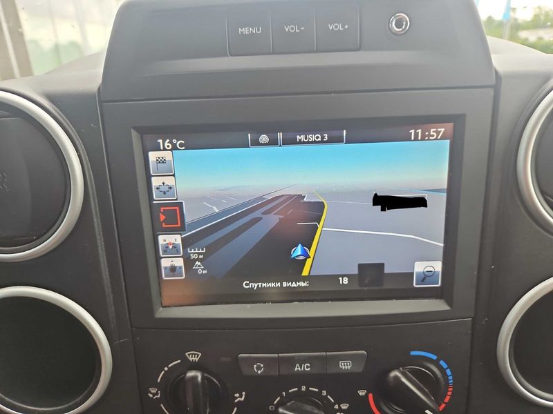 Citroen Berlingo 1.2 PureTech Selection — zdjęcie 13