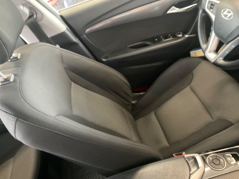 Hyundai i40 1.7 CRDi 5 Star Edition 2013 – снимка 28