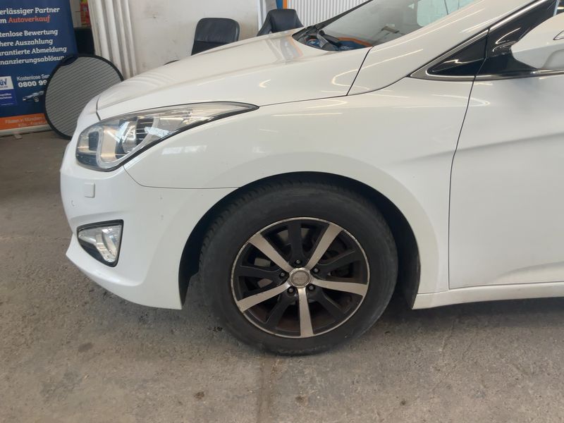 Hyundai i40 1.7 CRDi 5 Star Edition 2013 – снимка 2