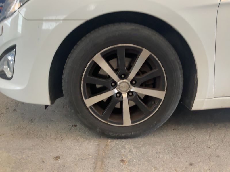 Hyundai i40 1.7 CRDi 5 Star Edition 2013 – снимка 3